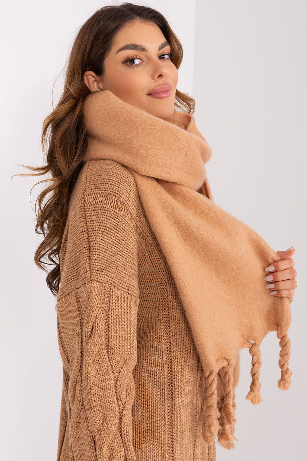  Shawl model 190154 AT 