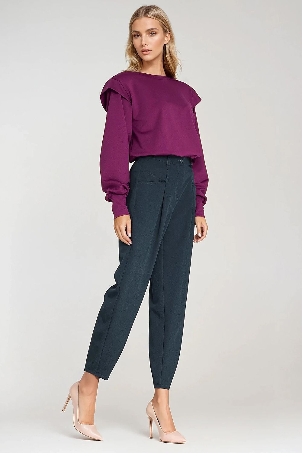  Sweatshirt model 218900 Nife 