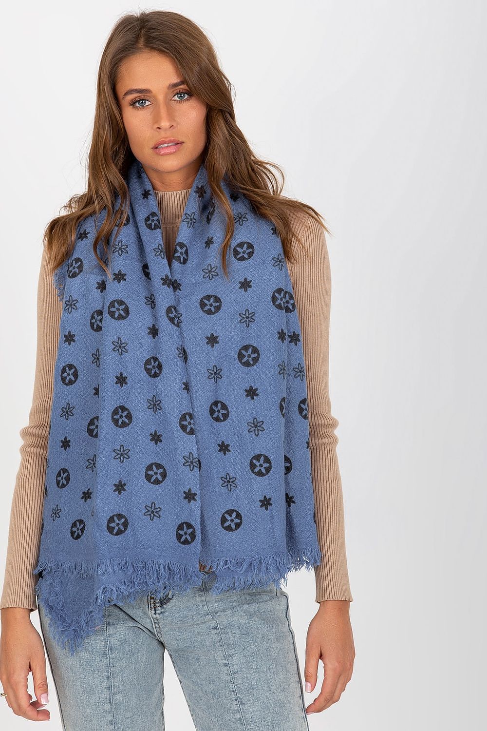  Neckerchief model 174873 AT 
